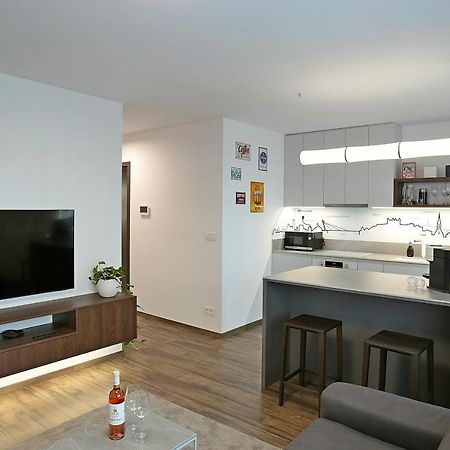 Modern Apartment Near The City Centre Urban براتسيلافا المظهر الخارجي الصورة